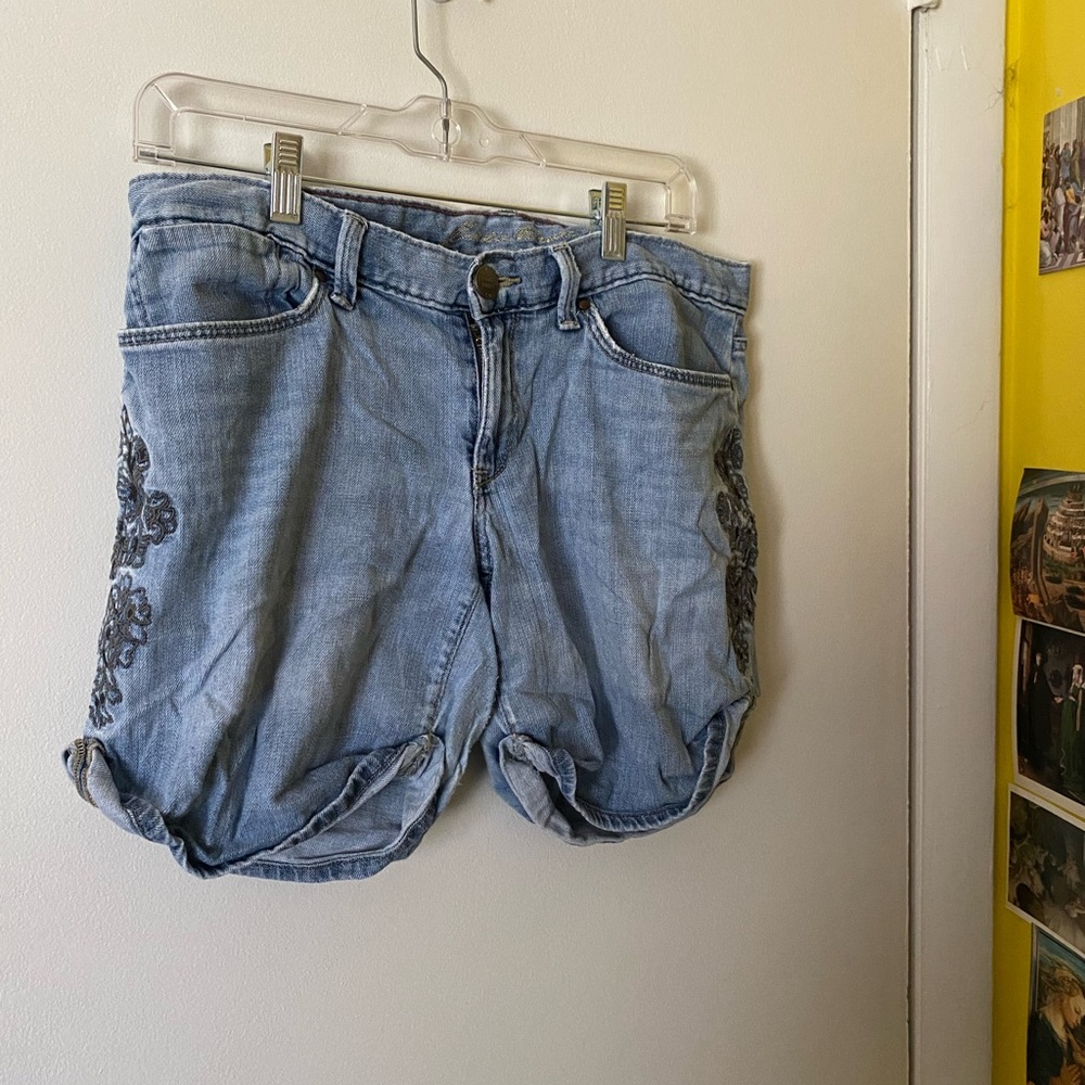 Eddie Bauer Light Wash Embroidered Denim Boyfriend Shorts
